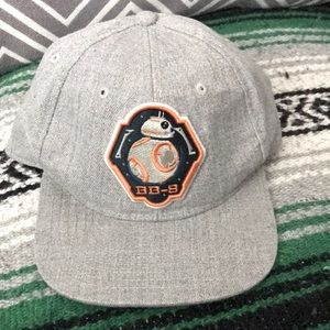 Boys Star Wars hat gentle used a couple of times.